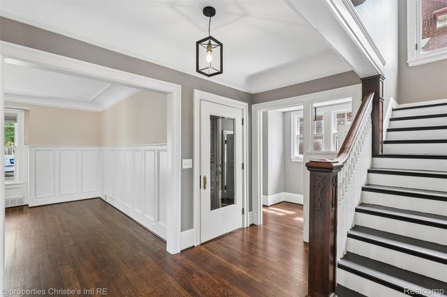 8177 La Salle Boulevard, Detroit, MI 48206