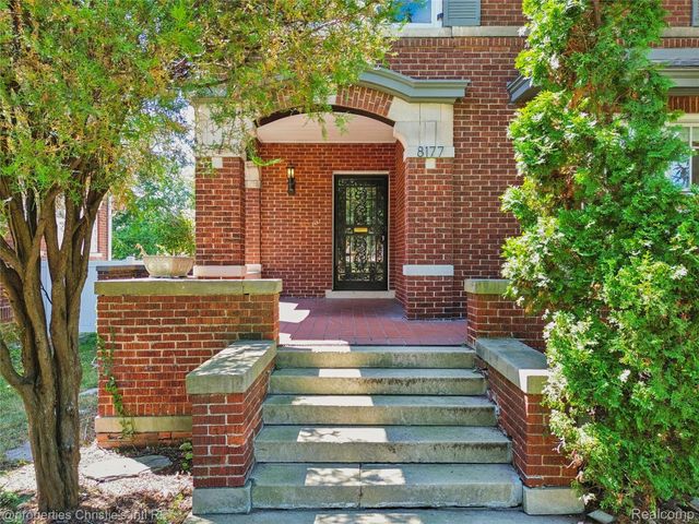 8177 La Salle Boulevard, Detroit, MI 48206