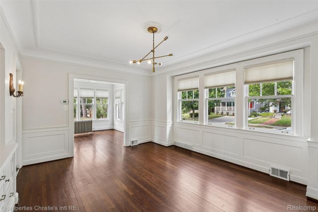 8177 La Salle Boulevard, Detroit, MI 48206