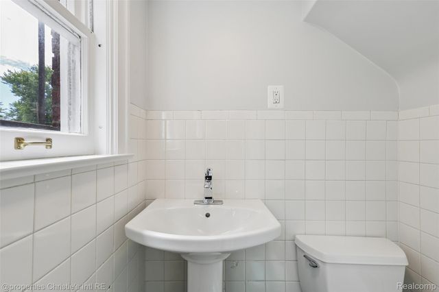 8177 La Salle Boulevard, Detroit, MI 48206