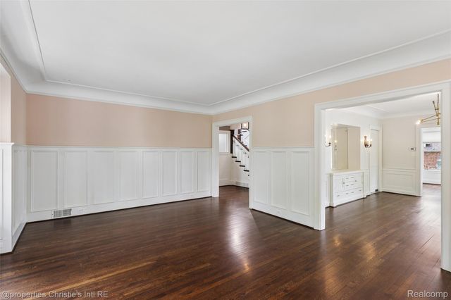 8177 La Salle Boulevard, Detroit, MI 48206