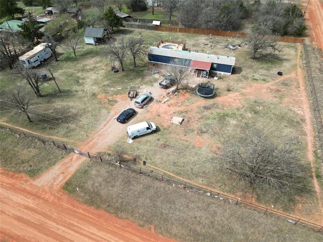 11601 N Woodcrest Drive, Guthrie, OK 73044