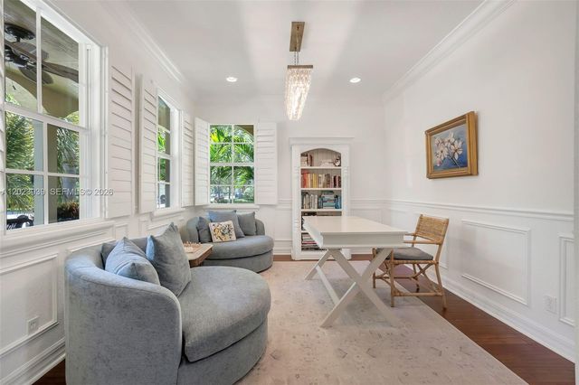 119 Edenberry Avenue, Jupiter, FL 33458