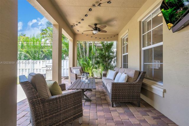 119 Edenberry Avenue, Jupiter, FL 33458