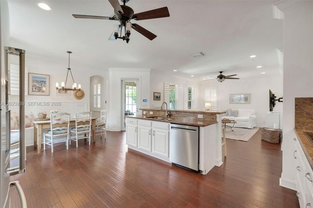 119 Edenberry Avenue, Jupiter, FL 33458