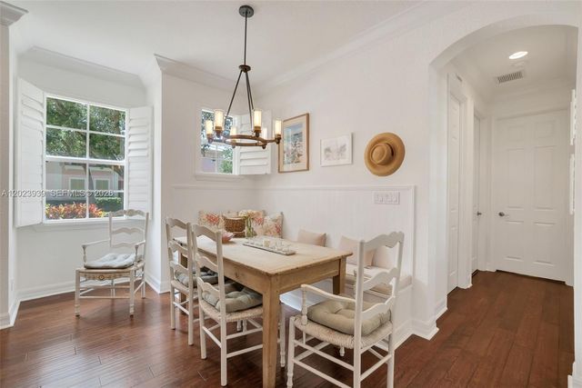 119 Edenberry Avenue, Jupiter, FL 33458