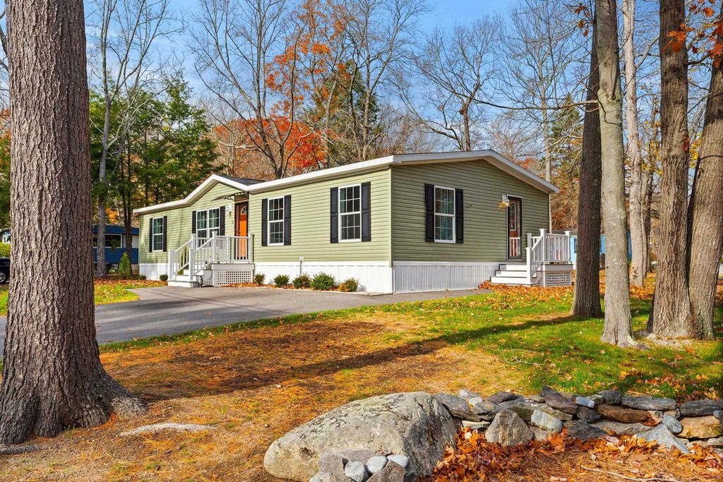 35 Norman Road, Seabrook, NH 03874