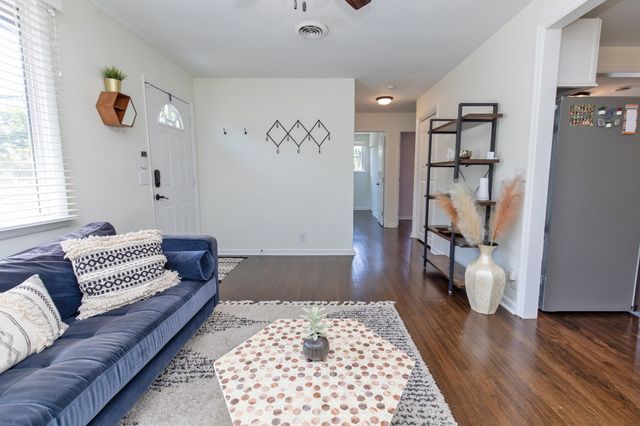 305 Aurora Ave, Madison, TN 37115