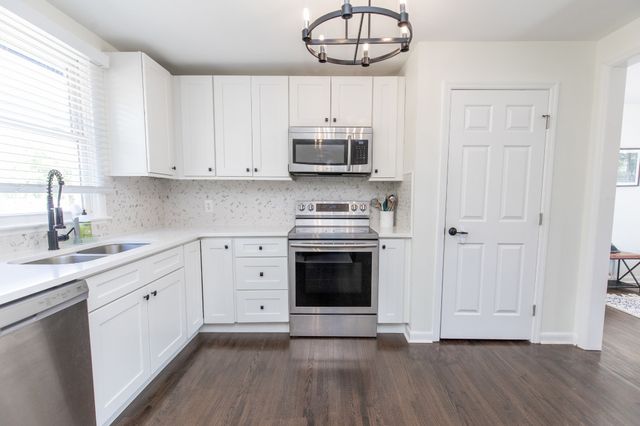 305 Aurora Ave, Madison, TN 37115