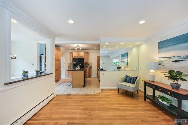 144 Sunset Avenue, Verona, NJ 07044