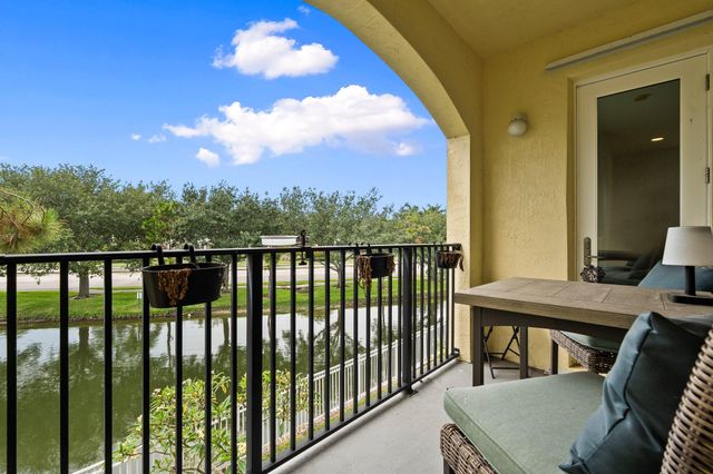 63 SE Palermo Court 203, Stuart, FL 34994