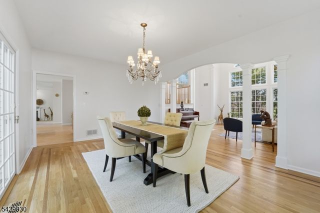 33 Scheurman Ter, Green Brook Twp., NJ 07059