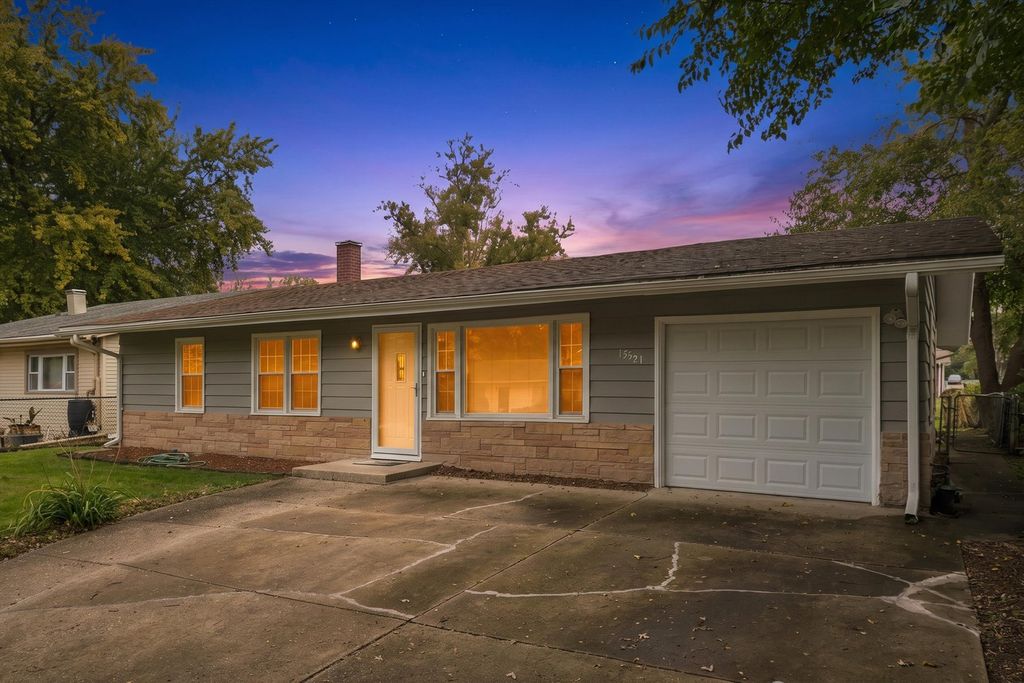 15321 Willow Lane, Markham, IL 60428 — photo 4