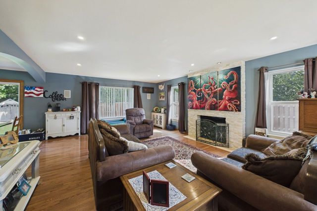 1306 Kathleen Court, Antioch, IL 60002
