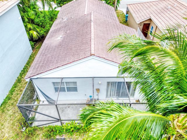 7067 Chesapeake Circle, Boynton Beach, FL 33436