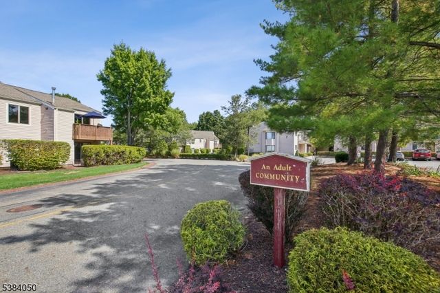 136 Changebridge Rd B8, Montville Twp., NJ 07045