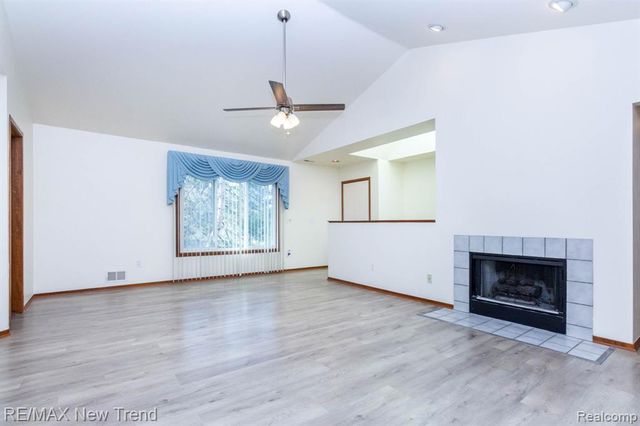 29583 Sierra Pointe Circle, Farmington Hills, MI 48331
