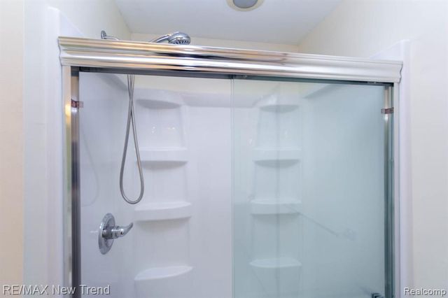 29583 Sierra Pointe Circle, Farmington Hills, MI 48331