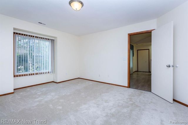 29583 Sierra Pointe Circle, Farmington Hills, MI 48331