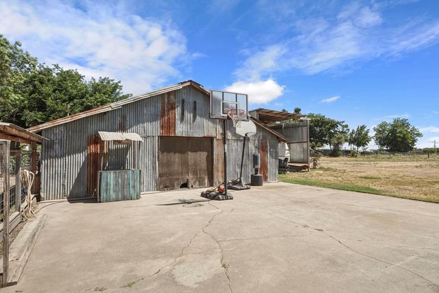 2356 E Druet Ln, Lodi, CA 95242