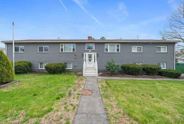12 Green St, Stoughton, MA 02072