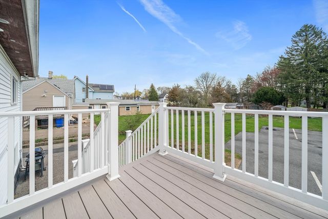 12 Green St, Stoughton, MA 02072