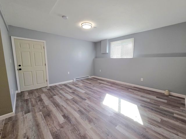 12 Green St, Stoughton, MA 02072