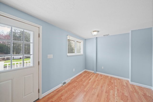 12 Green St, Stoughton, MA 02072