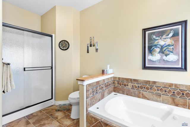 605 ENCHANTED PINES DR, Rapid City, SD 57701