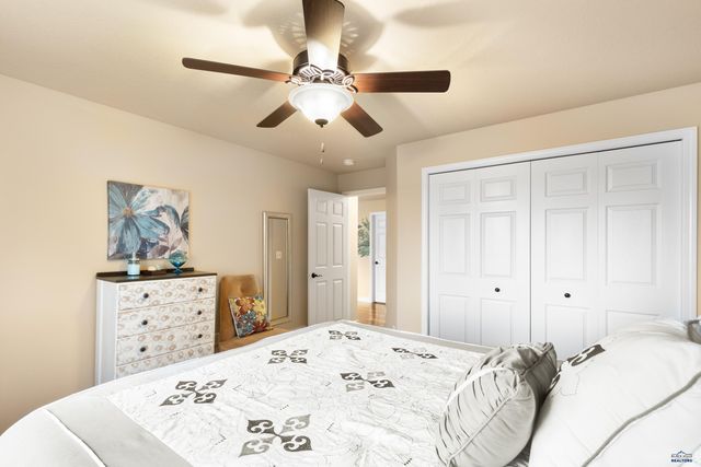 605 ENCHANTED PINES DR, Rapid City, SD 57701