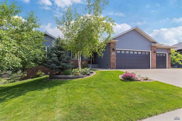 605 ENCHANTED PINES DR, Rapid City, SD 57701