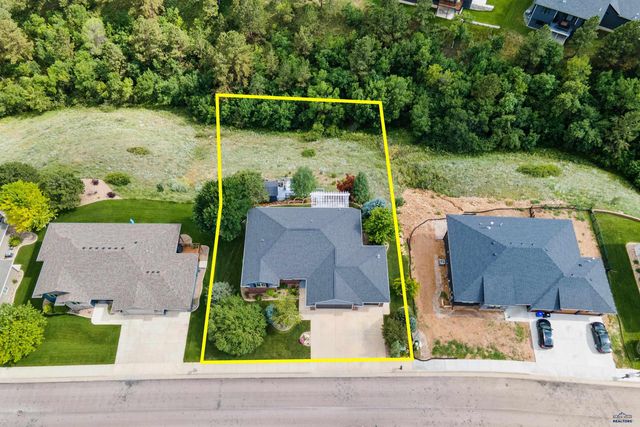 605 ENCHANTED PINES DR, Rapid City, SD 57701