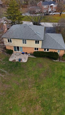 24656 S Willow Brook Trail, Crete, IL 60417