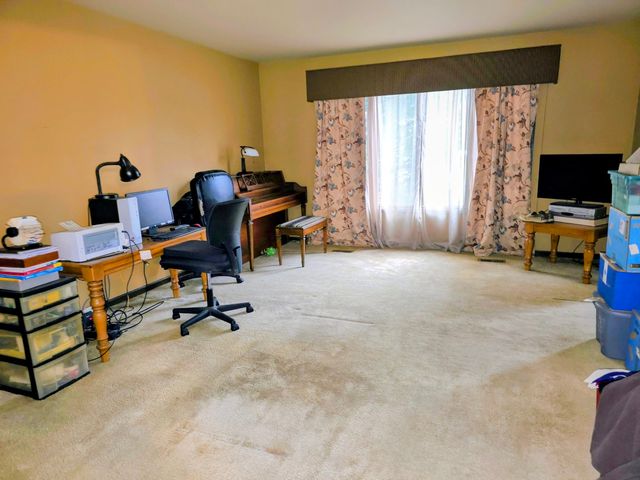 24656 S Willow Brook Trail, Crete, IL 60417