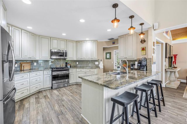 2269 KENT DRIVE, Largo, FL 33774