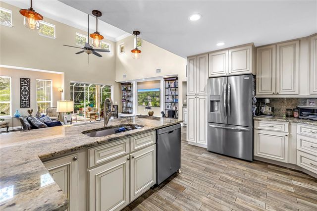 2269 KENT DRIVE, Largo, FL 33774