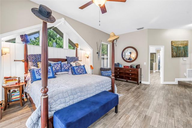 2269 KENT DRIVE, Largo, FL 33774