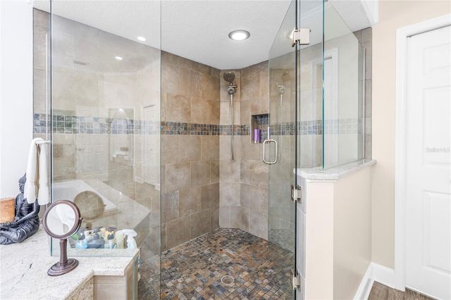 2269 KENT DRIVE, Largo, FL 33774