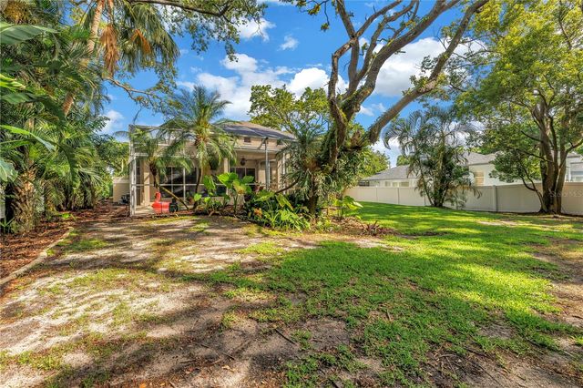 2269 KENT DRIVE, Largo, FL 33774
