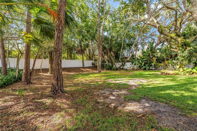 2269 KENT DRIVE, Largo, FL 33774