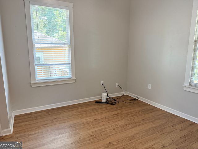 31 Mildred Place NW, Atlanta, GA 30318