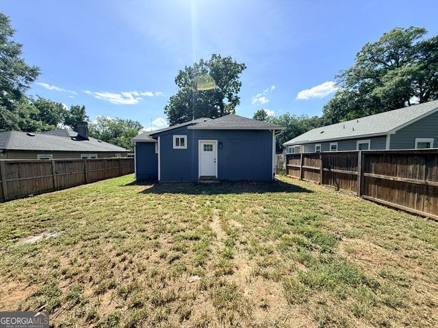 31 Mildred Place NW, Atlanta, GA 30318