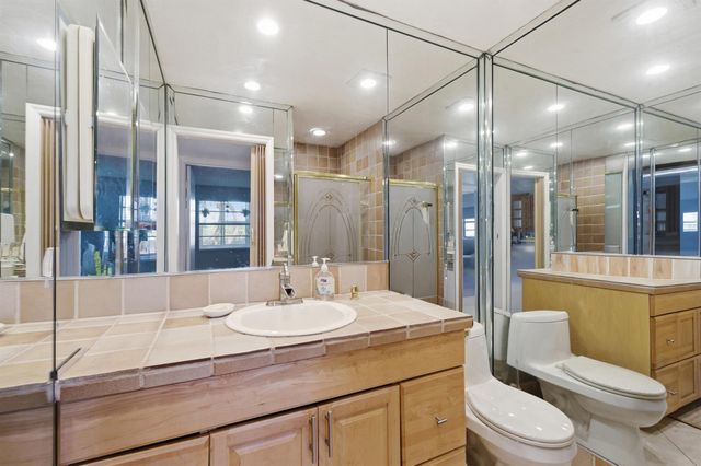 462 Normandy J, Delray Beach, FL 33484