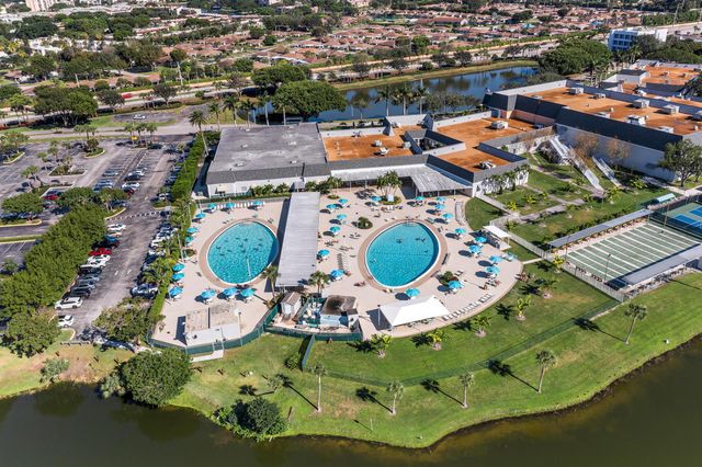 462 Normandy J, Delray Beach, FL 33484