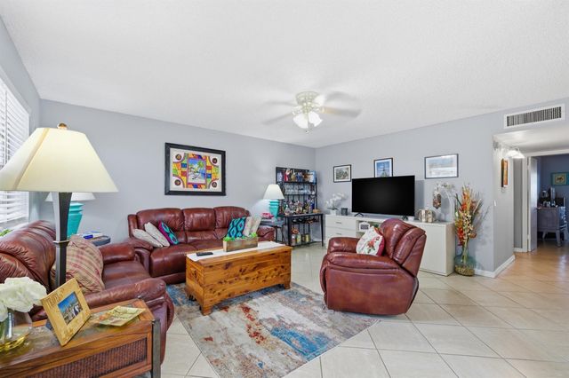 462 Normandy J, Delray Beach, FL 33484