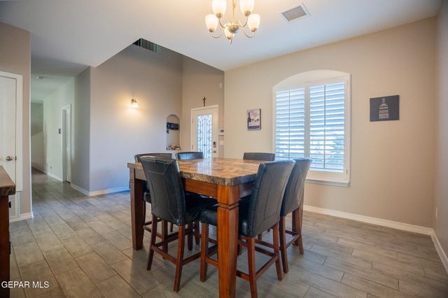 912 SUMMER NIGHT Place, El Paso, TX 79928