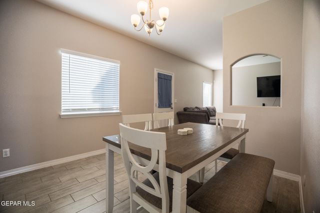 912 SUMMER NIGHT Place, El Paso, TX 79928