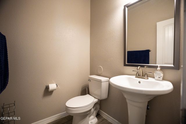 912 SUMMER NIGHT Place, El Paso, TX 79928