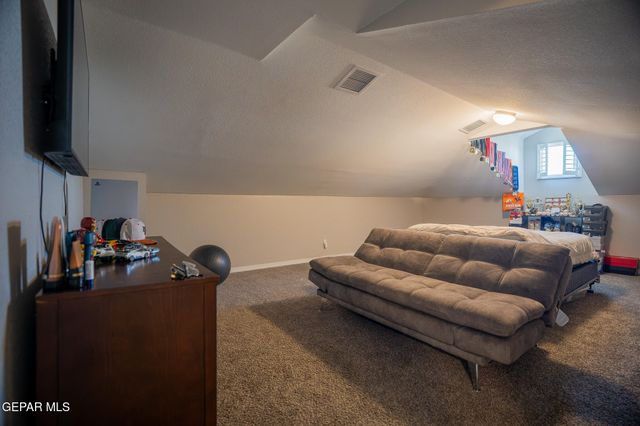 912 SUMMER NIGHT Place, El Paso, TX 79928