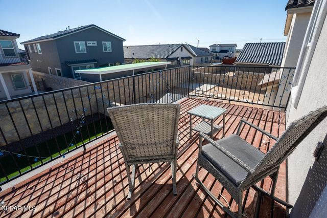 912 SUMMER NIGHT Place, El Paso, TX 79928